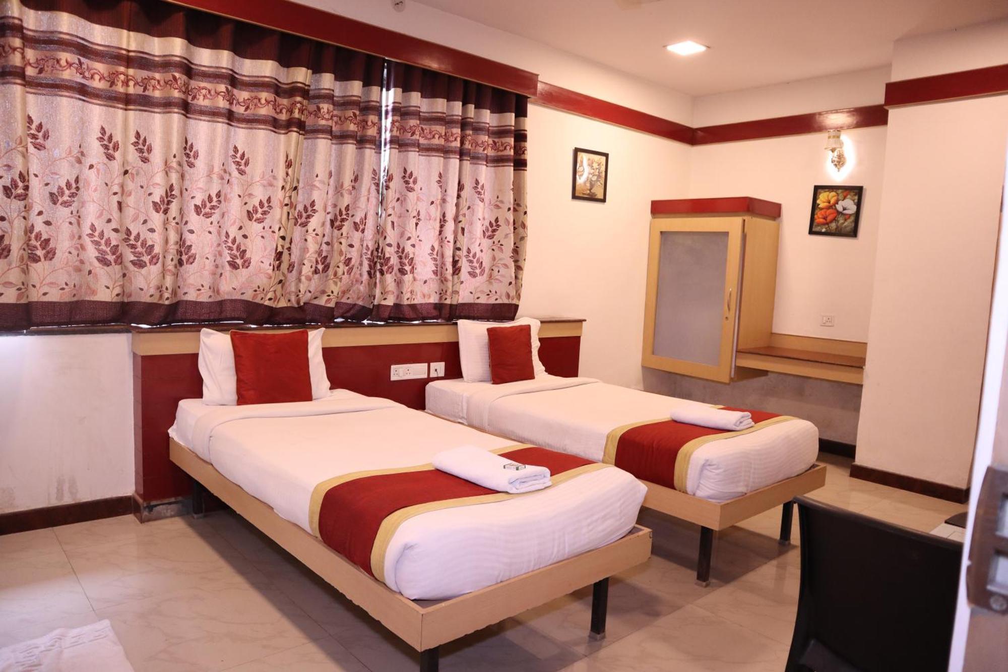Sri Sai Ram Suites Bangalore Exterior photo